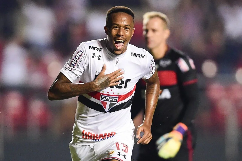 5 Pemain Real Madrid yang Tampil Ciamik Saat Iris Tipis Granada 2 5 Pemain Real Madrid yang Tampil Ciamik Saat Iris Tipis Granada