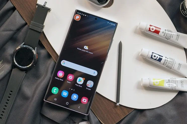 Ini Spesifikasi dan Harga Samsung Galaxy S22, S22+ dan S22 Ultra di Indonesia 1 Ini Spesifikasi dan Harga Samsung Galaxy S22, S22+ dan S22 Ultra di Indonesia
