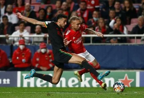Hasil Ajax Vs Benfica di Leg I 16 Besar Liga Champions 2021-2022: Ajacieden Gagal Rebut Kemenangan Dari Tuan Rumah 2 Ajax Vs Benfica