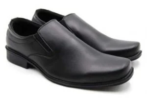 5 Rekomendasi Merk Sepatu Pantofel Pria Terbaik 2 merk sepatu pantofel pria terbaik