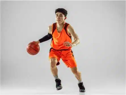 Salah Satu Teknik Dasar Dalam Permainan Bola Basket Adalah