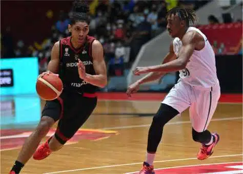 Praktekkan Berbagai Teknik Dasar Permainan Bola Basket!