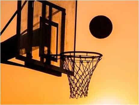 Teknik Dasar Bola Basket Yaitu Ada Berapa? Sebutkan! Teknik Dasar Bola Basket Yaitu Ada Berapa? Sebutkan!