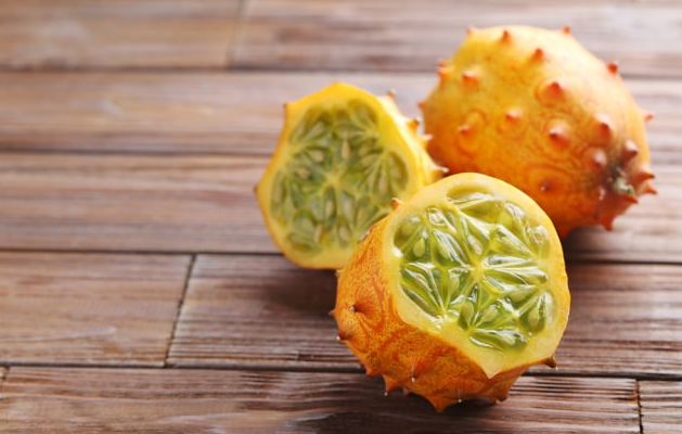 sebutkan 20 buah yg huruf belakangnya k??? 2 Kiwano