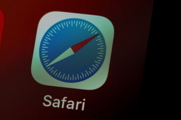 Keuntungan Aplikasi Safari di iPhone
